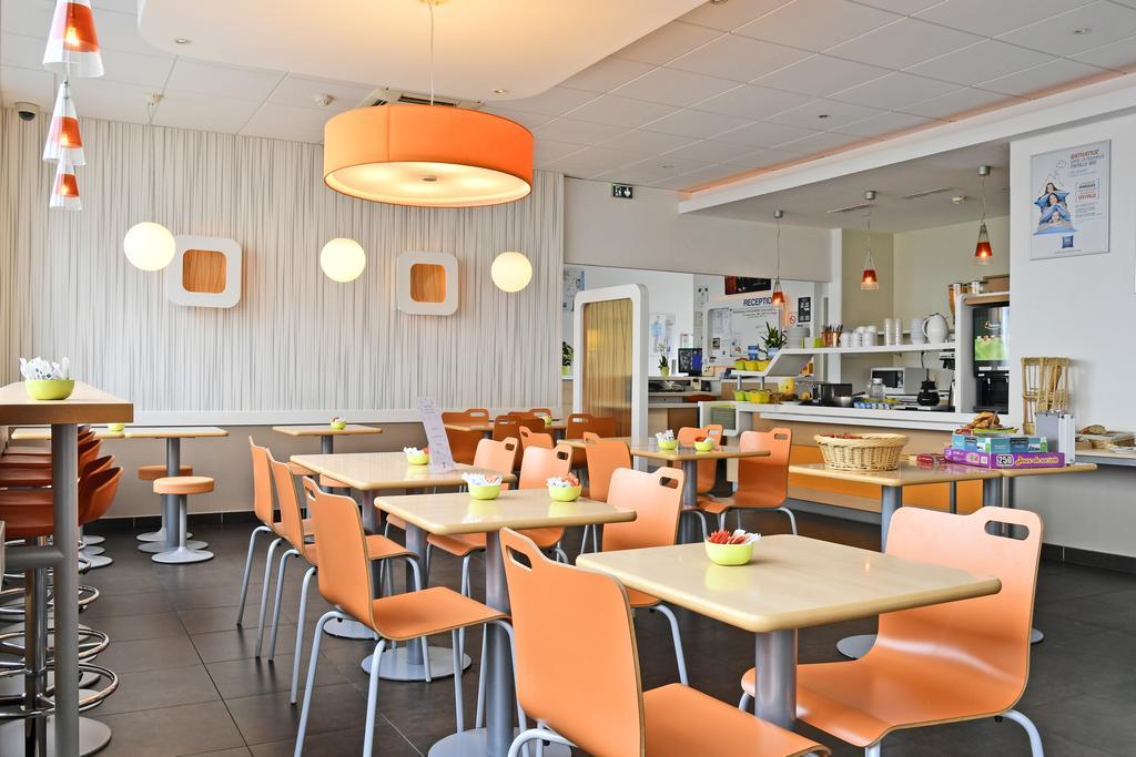 Ibis Budget Saint-Quentin Centre Gare Exterior photo